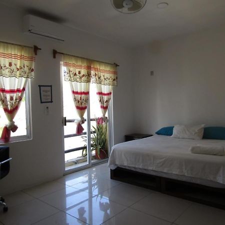 פוארטו אסקונדידו Brisamar Guesthouse מראה חיצוני תמונה