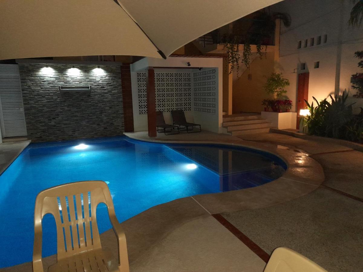 פוארטו אסקונדידו Brisamar Guesthouse מראה חיצוני תמונה