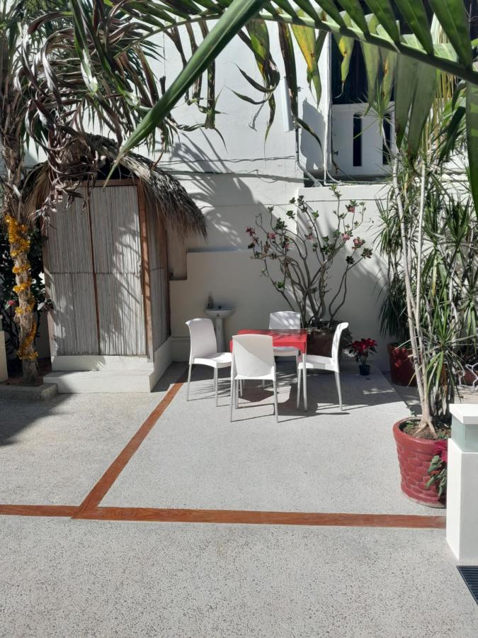 פוארטו אסקונדידו Brisamar Guesthouse מראה חיצוני תמונה