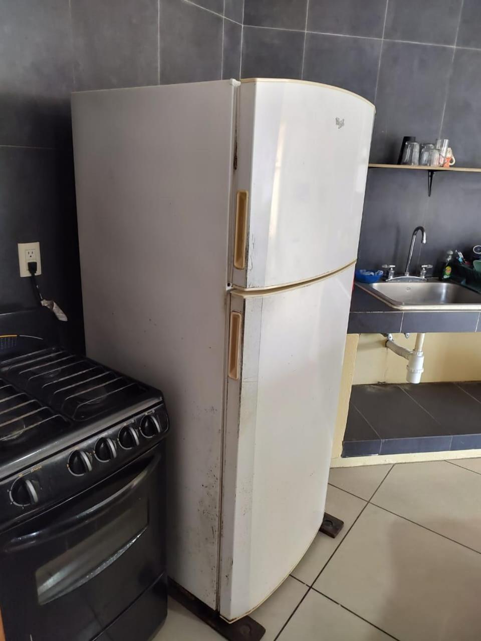 פוארטו אסקונדידו Brisamar Guesthouse מראה חיצוני תמונה