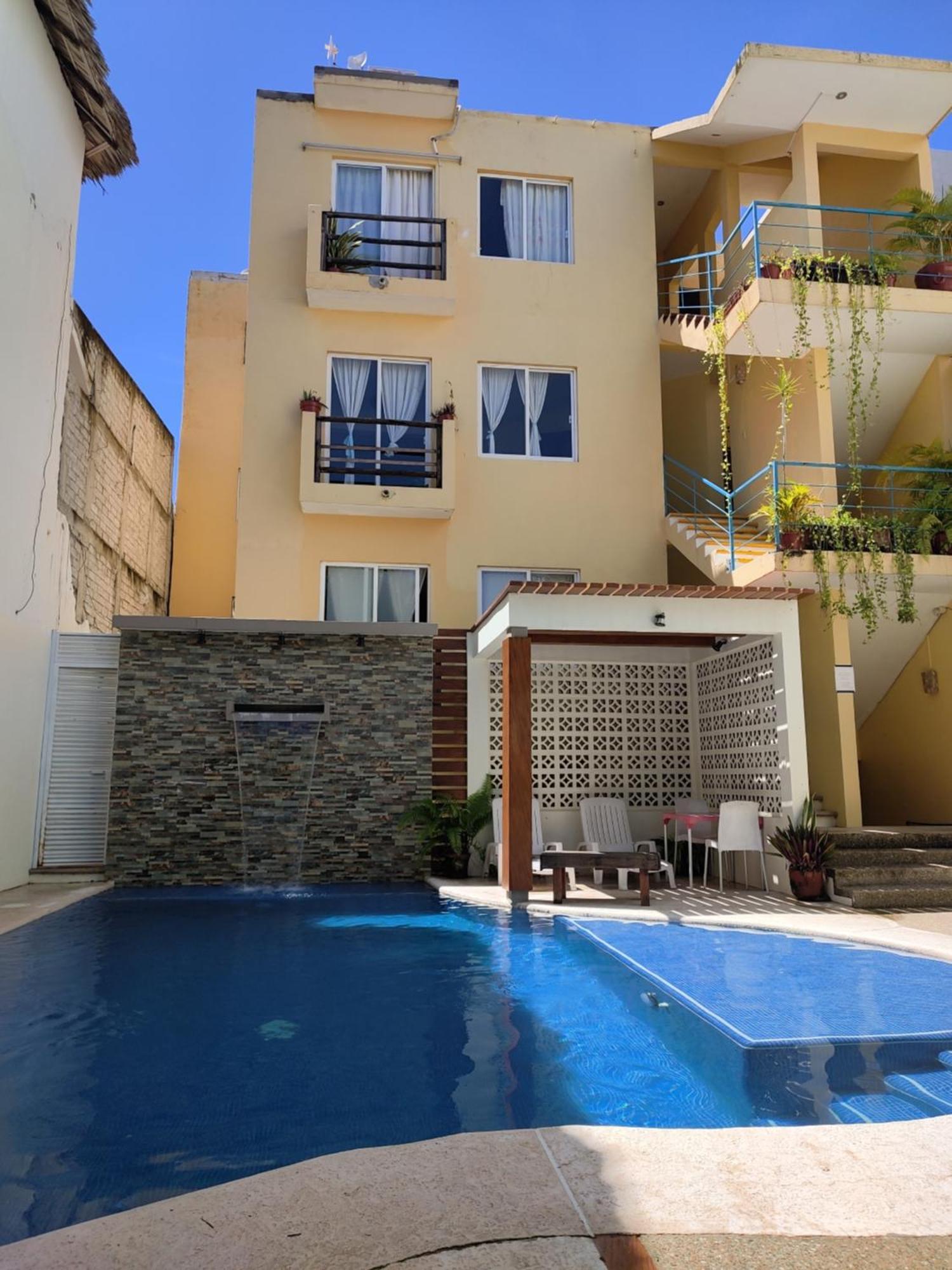 פוארטו אסקונדידו Brisamar Guesthouse מראה חיצוני תמונה