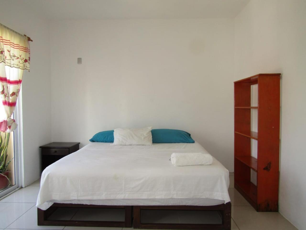 פוארטו אסקונדידו Brisamar Guesthouse מראה חיצוני תמונה