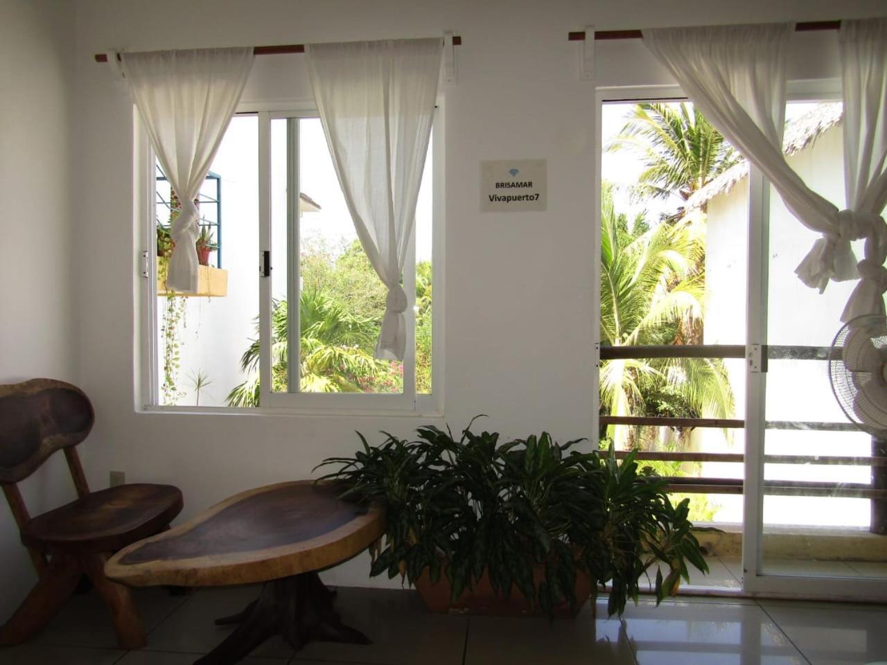 פוארטו אסקונדידו Brisamar Guesthouse מראה חיצוני תמונה