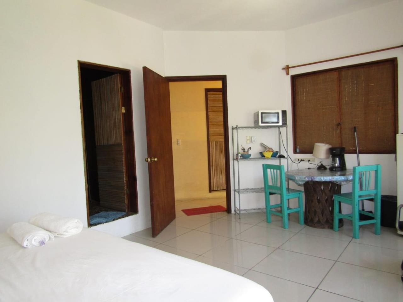 פוארטו אסקונדידו Brisamar Guesthouse מראה חיצוני תמונה