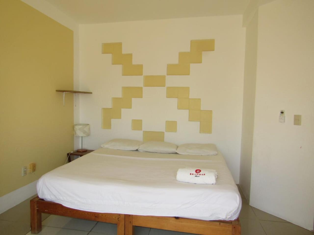 פוארטו אסקונדידו Brisamar Guesthouse מראה חיצוני תמונה