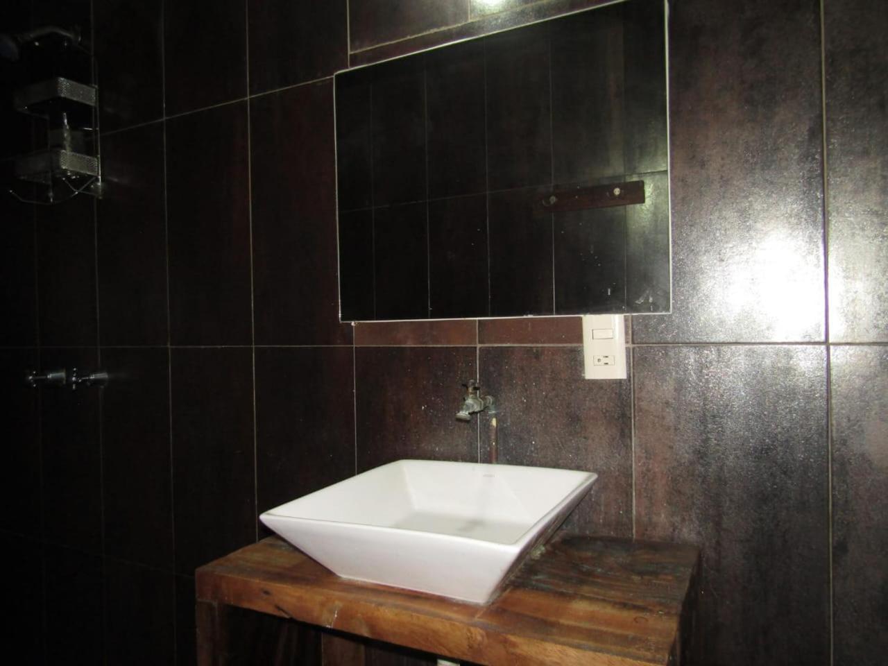 פוארטו אסקונדידו Brisamar Guesthouse מראה חיצוני תמונה