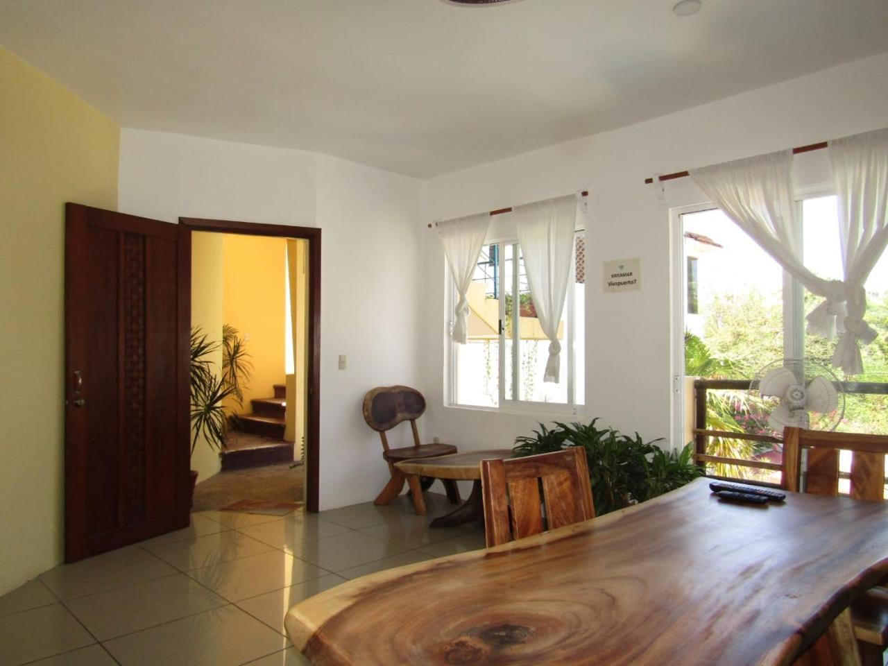 פוארטו אסקונדידו Brisamar Guesthouse מראה חיצוני תמונה